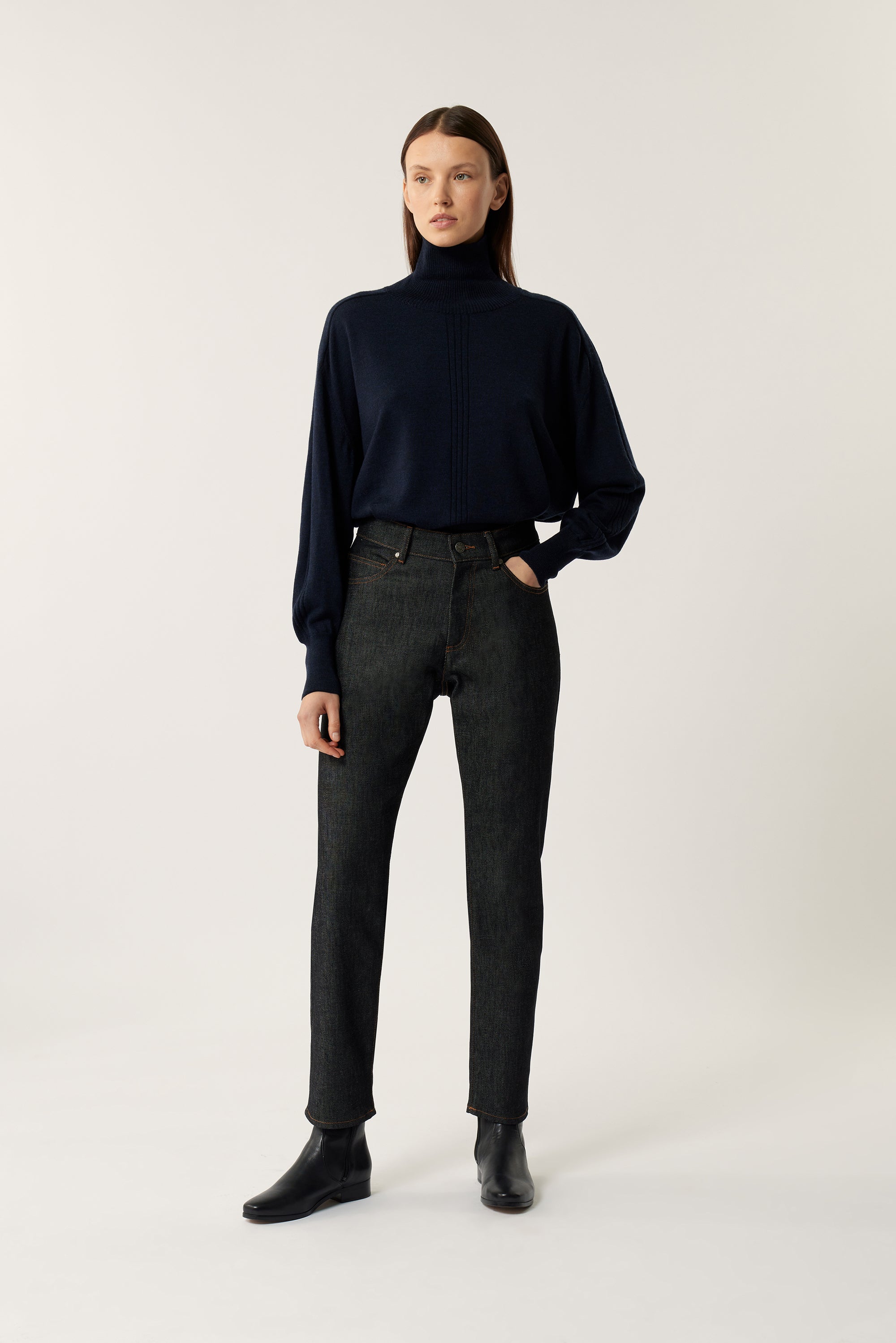 Filippa K Stella Raw Jeans in Dark Blue